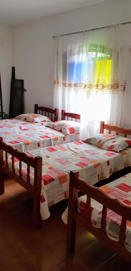 קרגואטטובה Casa Vista Para Montanha Pet Friendly מראה חיצוני תמונה